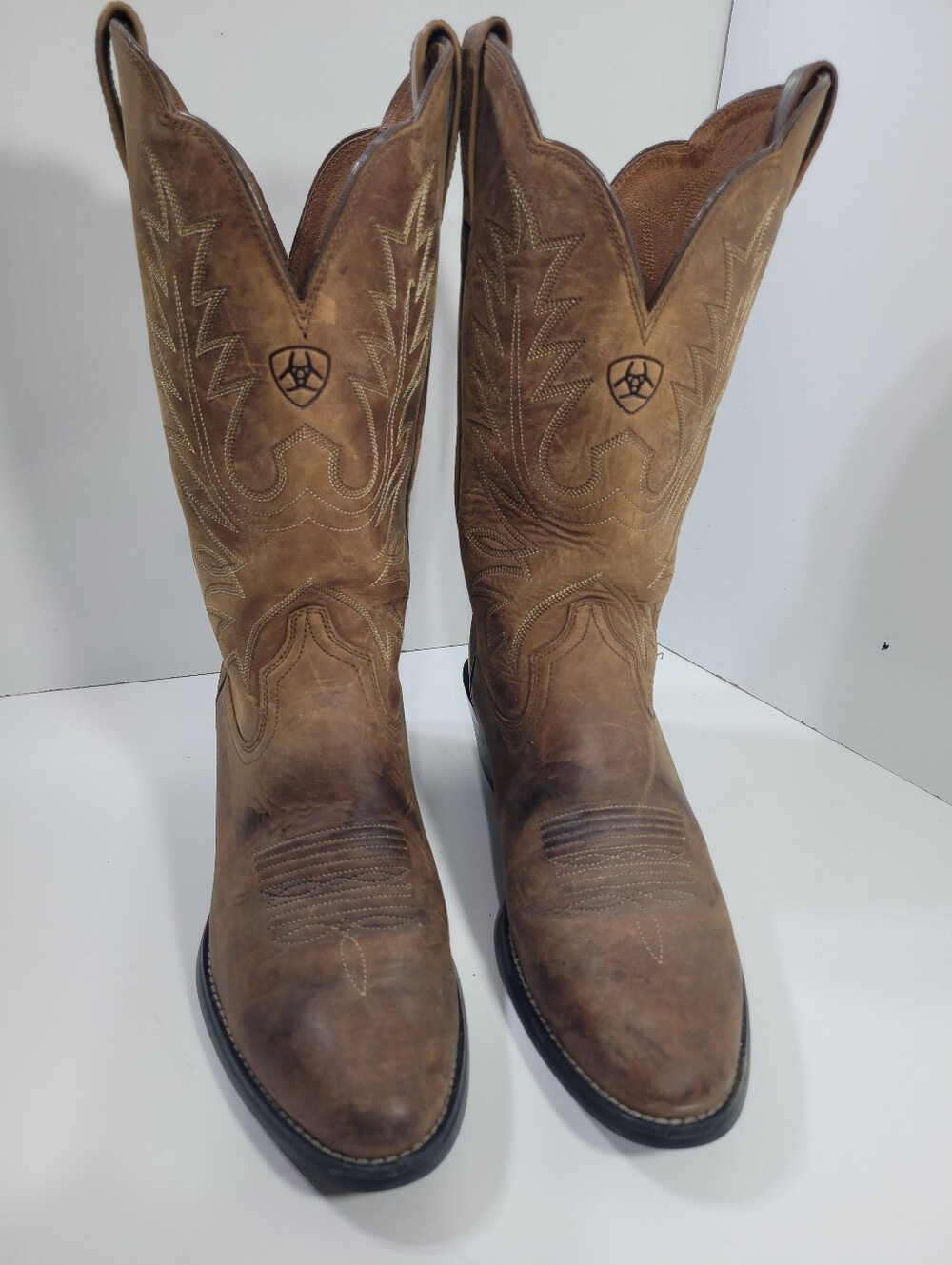 Ariat Womens Heritage R Toe Western Cowboy Boots Distressed Brown Leather 8 B